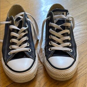 Converse Sneakers navy, size 7, good condition